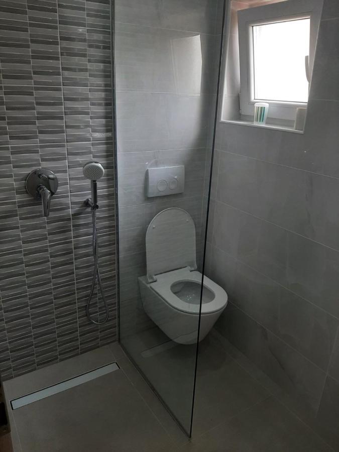 Apartmani Bulajic Крк Екстер'єр фото