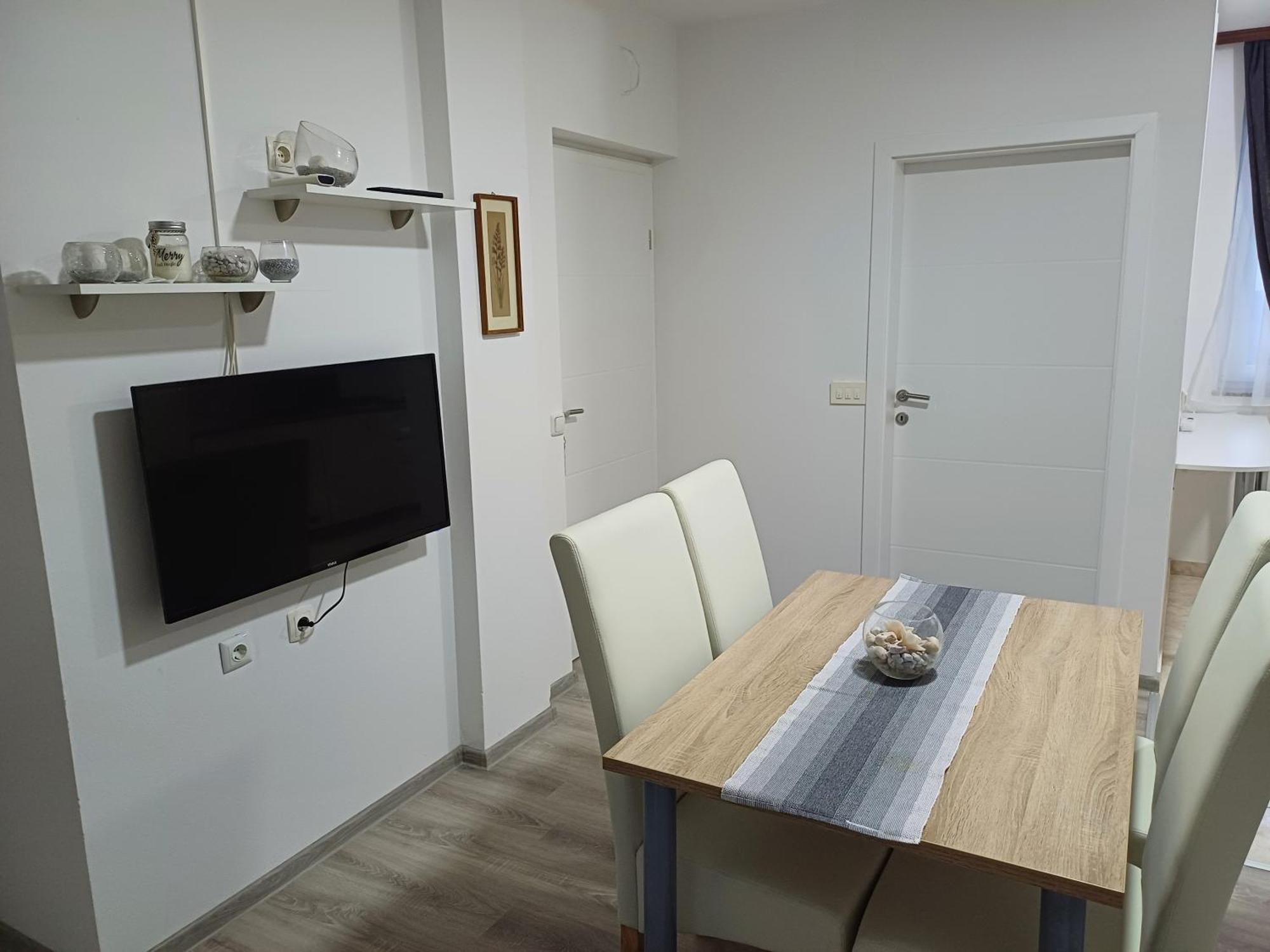 Apartmani Bulajic Крк Екстер'єр фото