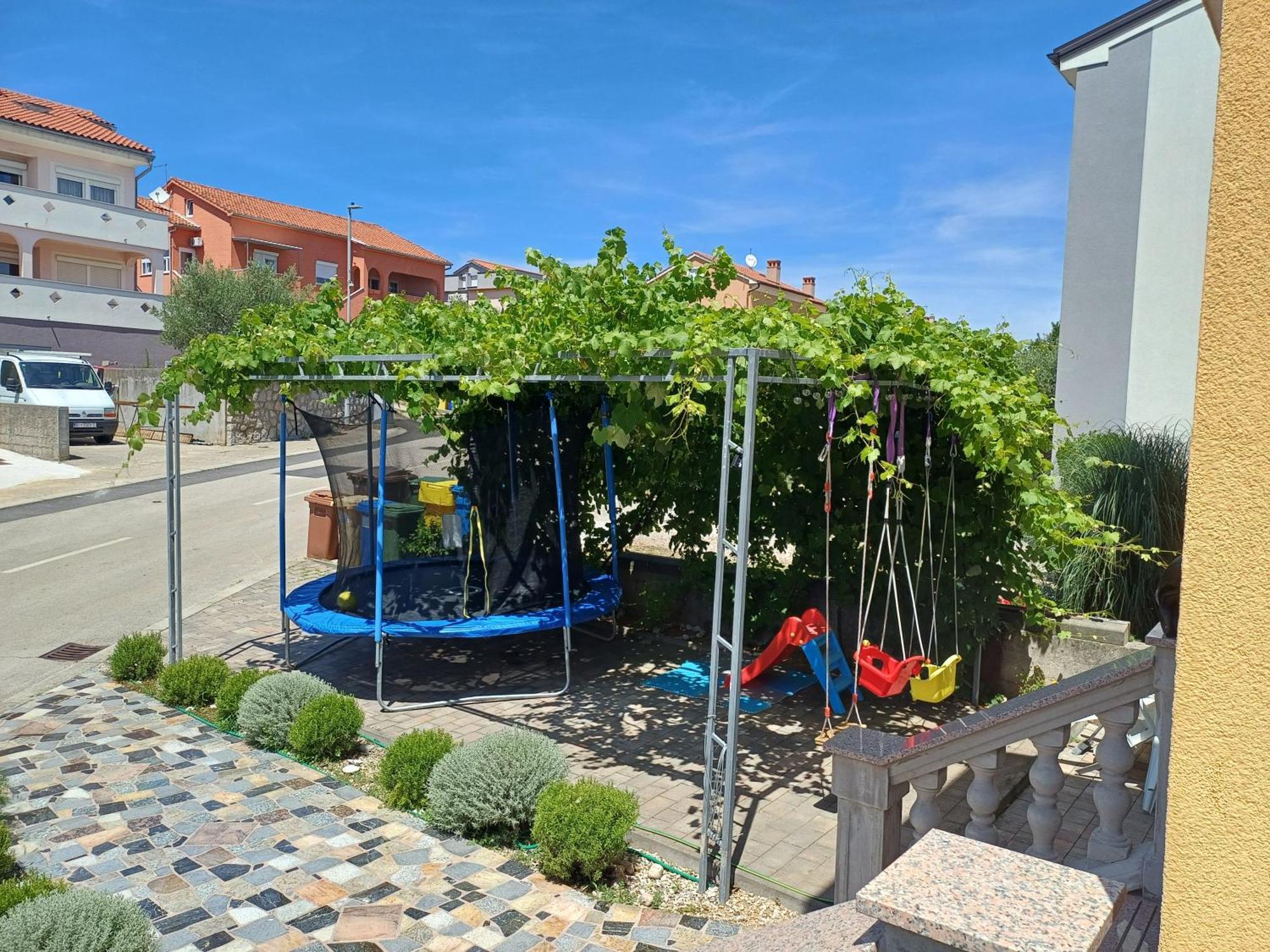 Apartmani Bulajic Крк Екстер'єр фото