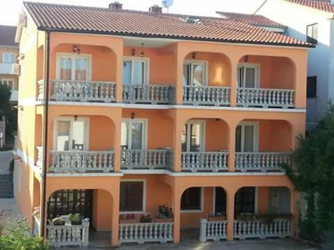 Apartmani Bulajic Крк Екстер'єр фото